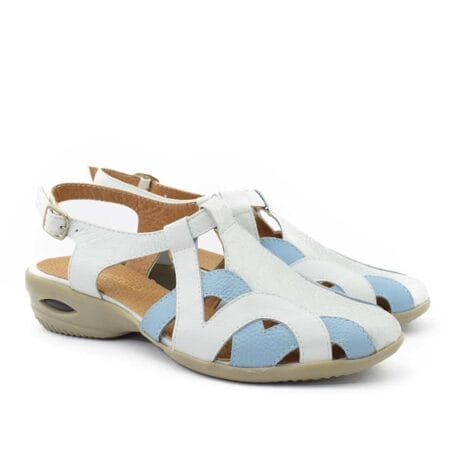 Zapatos calados mujer Bangkok cuero celestes