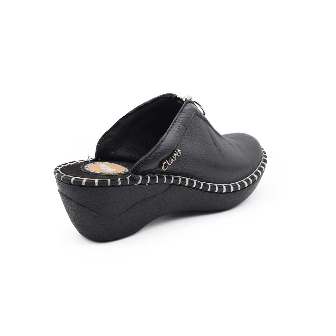 zueco-mujer-cuero-dinobutelli.jpg11